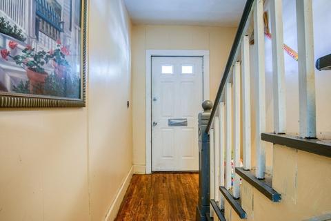 30 Adams St, Springfield, MA 01105 photo 18