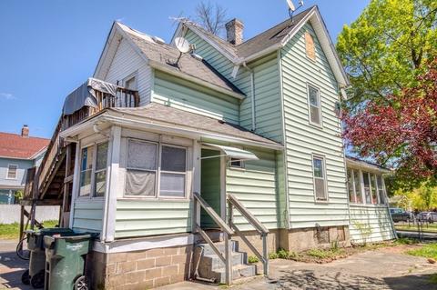 30 Adams St, Springfield, MA 01105 photo 4