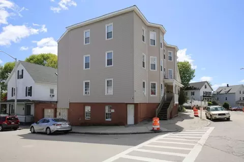 47 Eastern Ave, Worcester, MA 01605 photo 2