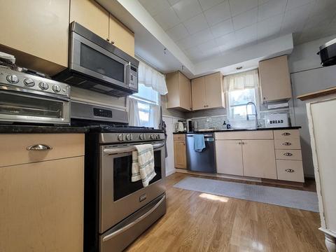 926 Walnut St, Fall River, MA 02720 photo 8