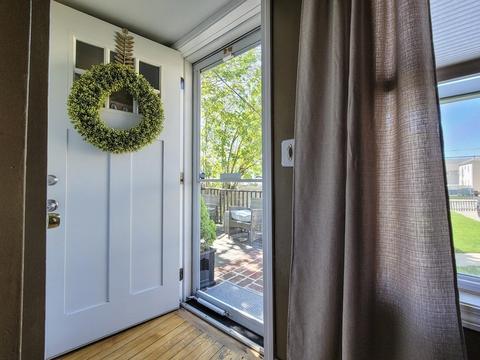 926 Walnut St, Fall River, MA 02720 photo 4