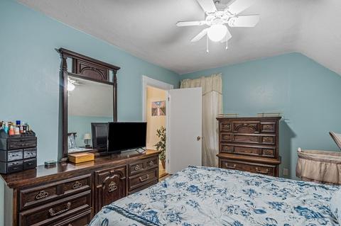 569 Gaskill St, Woonsocket, RI 02895 photo 17
