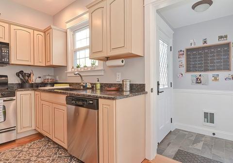 839 Madison St, Fall River, MA 02720 photo 6