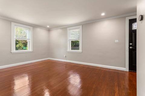 10 Hampton St, Saugus, MA 01906 photo 9