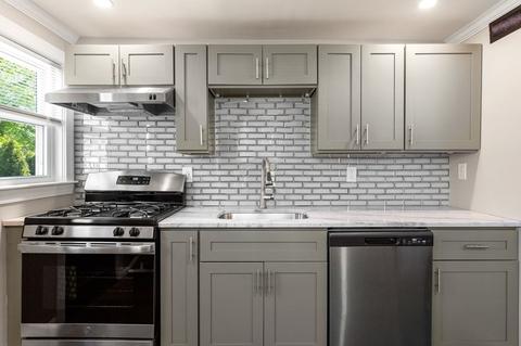 10 Hampton St, Saugus, MA 01906 photo 4