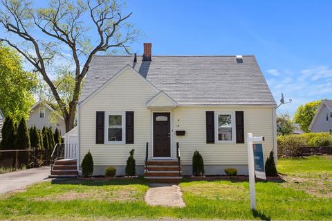 10 Hampton St, Saugus, MA 01906 photo 2