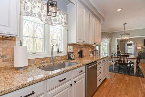 84 Prospect St, Upton, MA 01568 photo 5