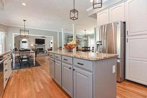 84 Prospect St, Upton, MA 01568 photo 6