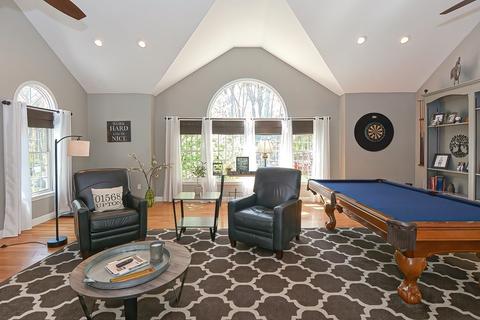 84 Prospect St, Upton, MA 01568 photo 10