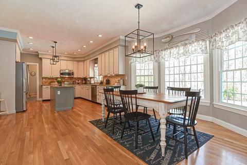 84 Prospect St, Upton, MA 01568 photo 8