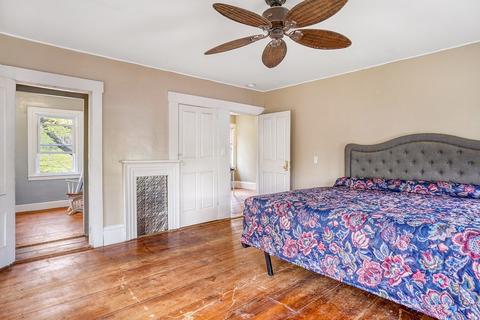 57 Pleasant St, Epping, NH 03042 photo 23