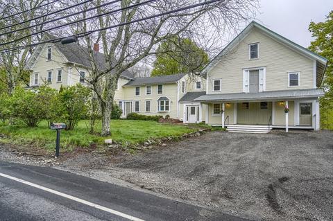 57 Pleasant St, Epping, NH 03042 photo 1