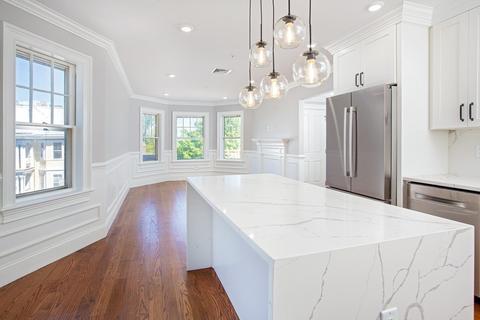 104 Walnut St, Brookline, MA 02445 photo 4