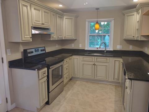 8 Meadow Ln, Worcester, MA 01602 photo 2