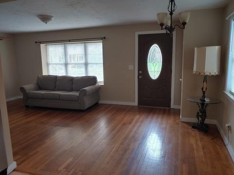 8 Meadow Ln, Worcester, MA 01602 photo 5