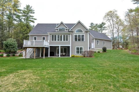 64 Hewitt Dr, Raynham, MA 02767 photo 36
