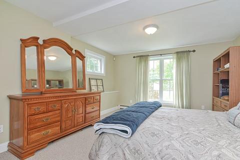 64 Hewitt Dr, Raynham, MA 02767 photo 23