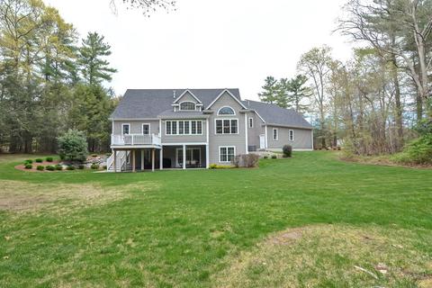 64 Hewitt Dr, Raynham, MA 02767 photo 35