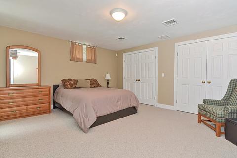 64 Hewitt Dr, Raynham, MA 02767 photo 31