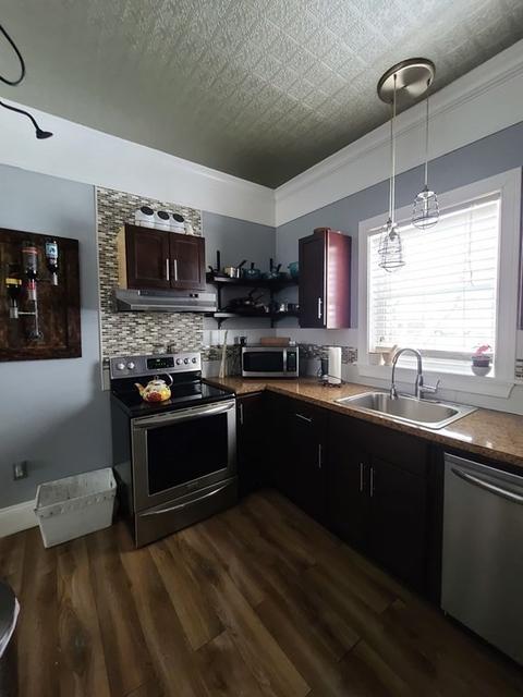22 Swindells, Fall River, MA 02723 photo 5