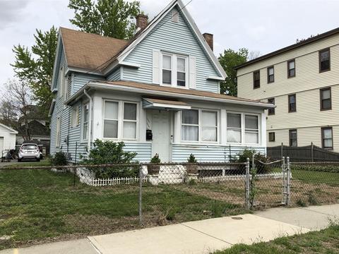 32 Bemis St, Chicopee, MA 01013 photo 1