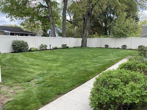 37 Pilgrim Rd, Springfield, MA 01118 photo 5