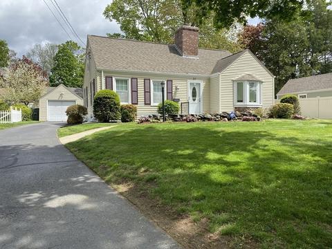 37 Pilgrim Rd, Springfield, MA 01118 photo 2