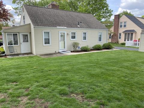 37 Pilgrim Rd, Springfield, MA 01118 photo 6