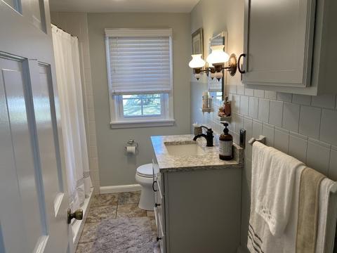 37 Pilgrim Rd, Springfield, MA 01118 photo 24