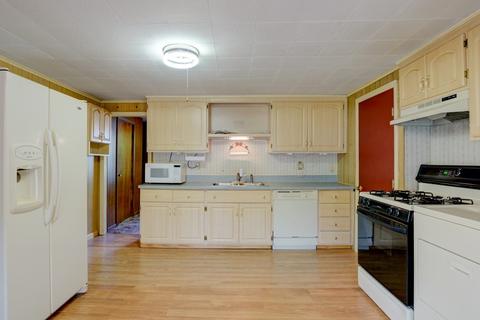 175 Center St, Ashburnham, MA 01430 photo 2
