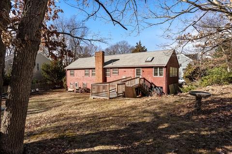 58 Taylor St, Needham, MA 02494 photo 1
