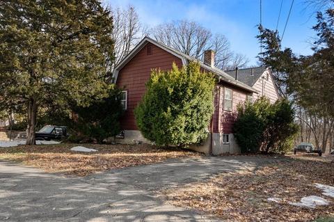 58 Taylor St, Needham, MA 02494 photo 2