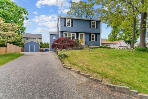 267 Chavenson St, Fall River, MA 02723 photo 2