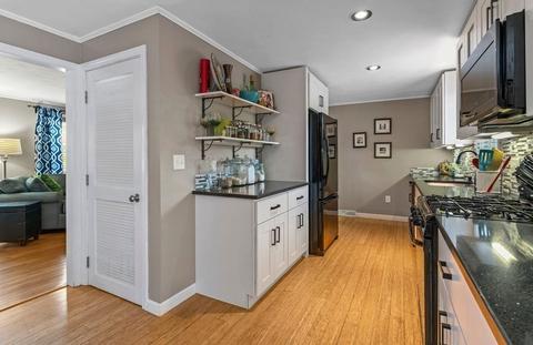 267 Chavenson St, Fall River, MA 02723 photo 13