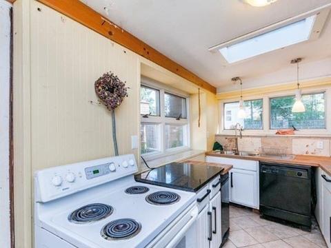 11 Agawam Beach Rd, Wareham, MA 02571 photo 14
