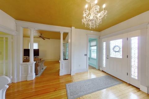 12 Maple Ave, Fairhaven, MA 02719 photo 7
