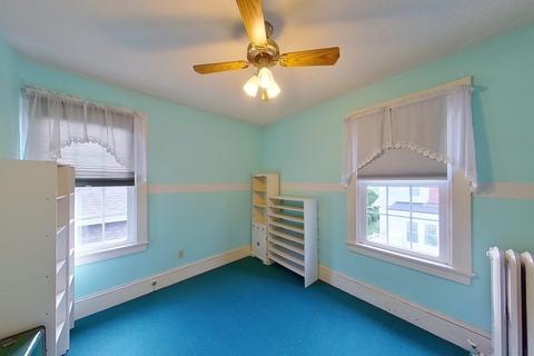 12 Maple Ave, Fairhaven, MA 02719 photo 22