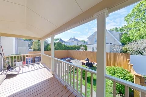 12 Maple Ave, Fairhaven, MA 02719 photo 4