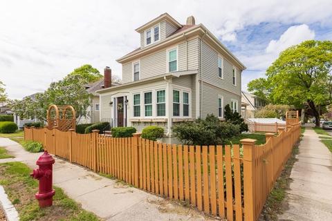12 Maple Ave, Fairhaven, MA 02719 photo 3