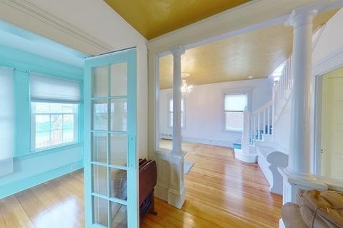 12 Maple Ave, Fairhaven, MA 02719 photo 9
