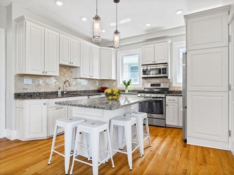 60 Aspinwall Ave #3, Brookline, MA 02445 photo 1