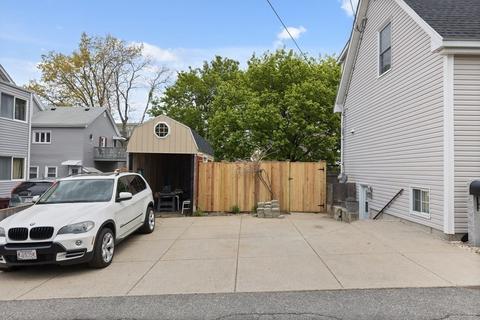 4 Belmont Pl, Everett, MA 02149 photo 4