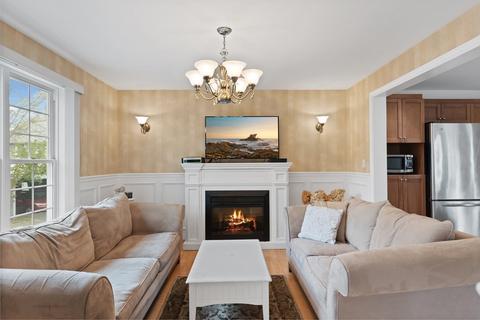 4 Belmont Pl, Everett, MA 02149 photo 9