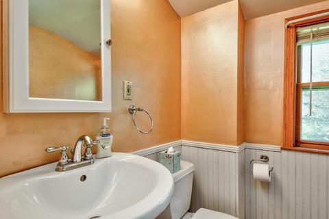 32 Bailey St, Worcester, MA 01602 photo 24