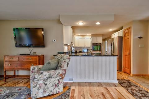 32 Bailey St, Worcester, MA 01602 photo 8