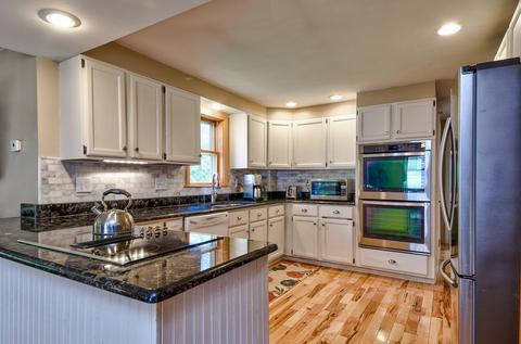 32 Bailey St, Worcester, MA 01602 photo 13