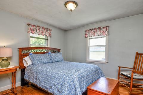32 Bailey St, Worcester, MA 01602 photo 18