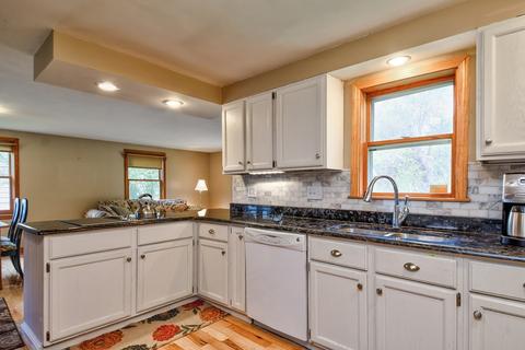 32 Bailey St, Worcester, MA 01602 photo 15