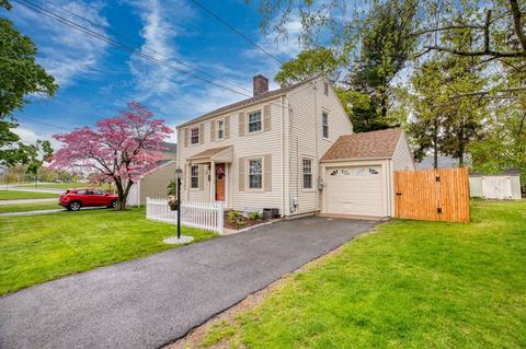 127 Harmon Ave, Springfield, MA 01118 photo 4