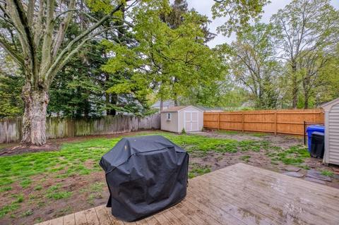 127 Harmon Ave, Springfield, MA 01118 photo 32
